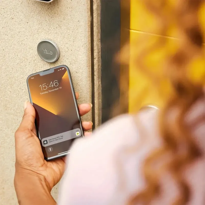 Yale Linus Smart Lock L2 Plata | Cerradura WiFi Sin Llaves - TiendaCPU