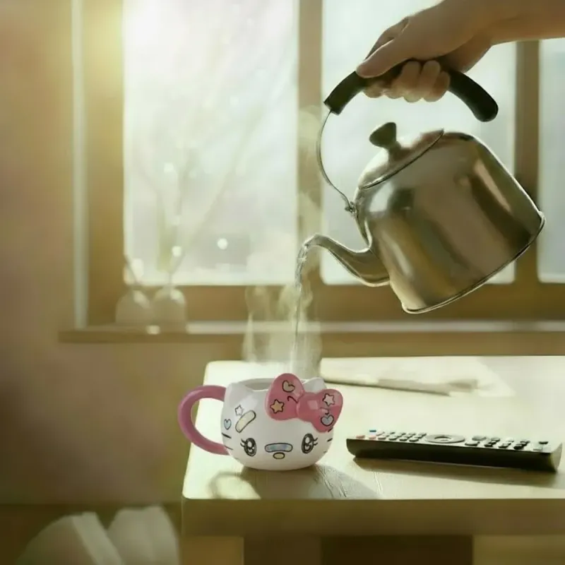 Taza 3D Hello Kitty KONIX 500ml | Taza Cerámica Kawaii Oficial