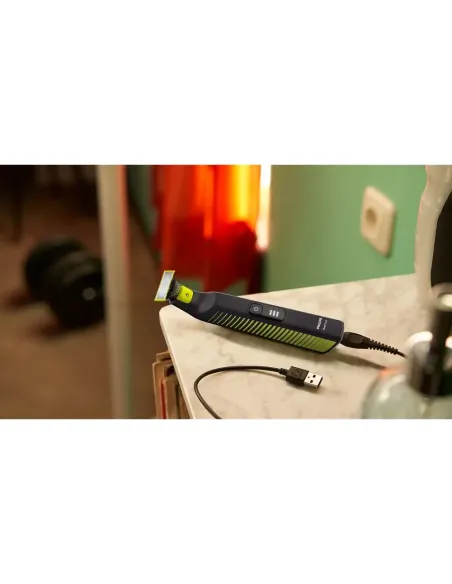 Philips OneBlade 360 Kit Corporal | Afeitadora y Barbero Híbrido